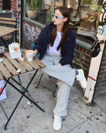 Quần nỉ thể thao được gái Hàn lăng xê nhiệt tình, diện kiểu gì cũng sành điệu hết nấc