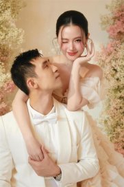 Midu khoe ảnh cưới ngọt ngào sau lễ Vu quy